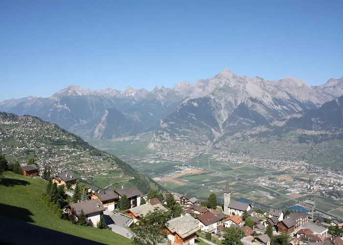 Charming With Storage Veysonnaz