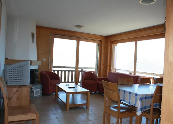 Charming With Storage ヴェゾナ