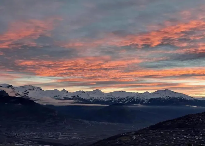 アパート Charming With Storage